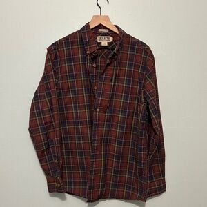 Men’s untucked button down